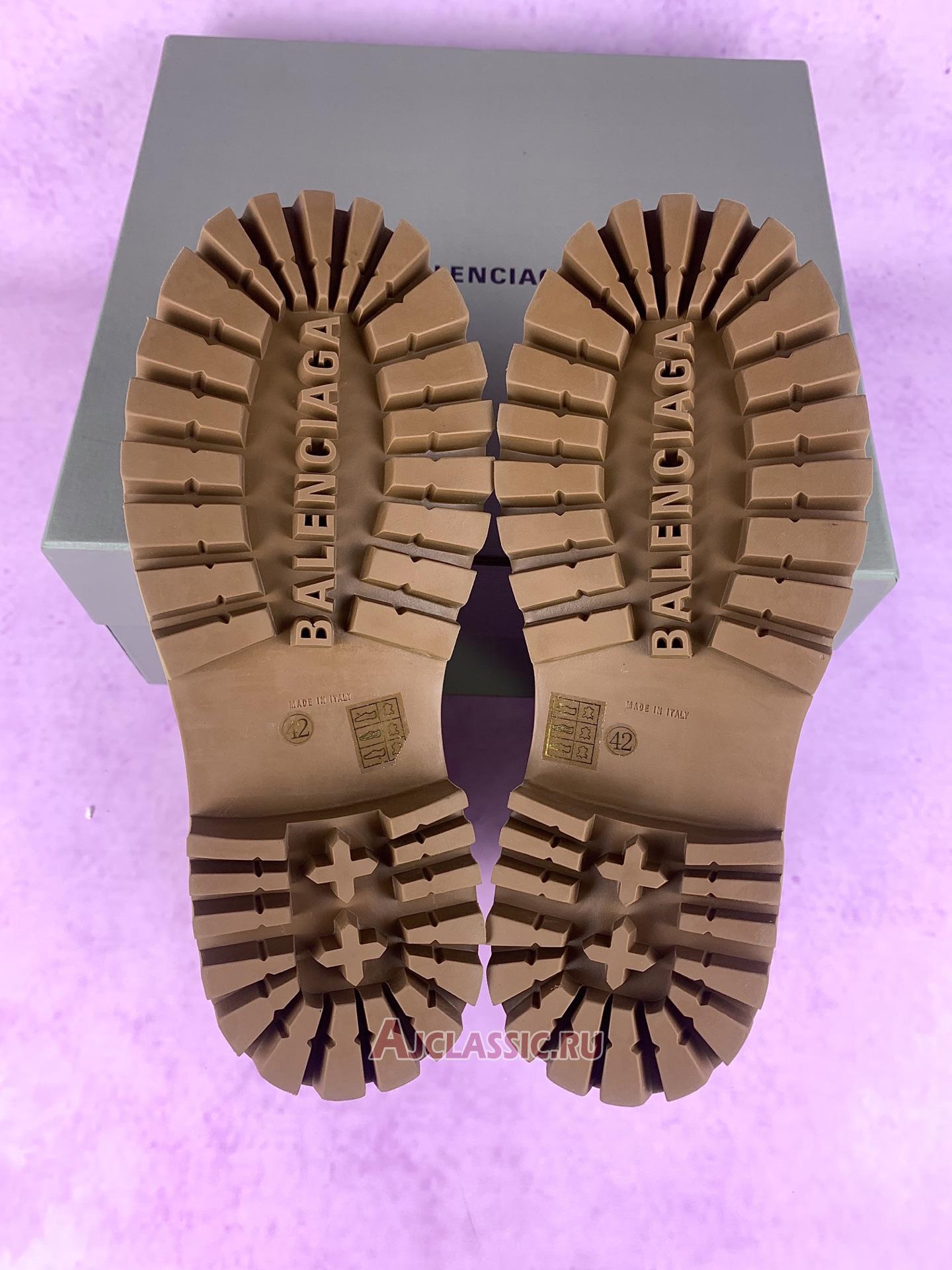 New Balenciaga Combat Strike Boot "Worn-Out - Beige" 694042W2H112020 Shoes