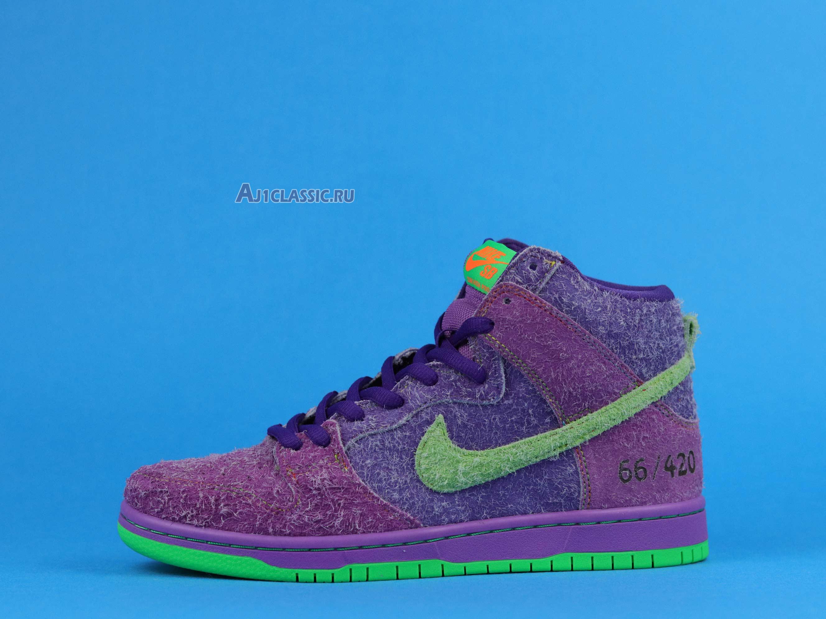 sb dunk purple skunk