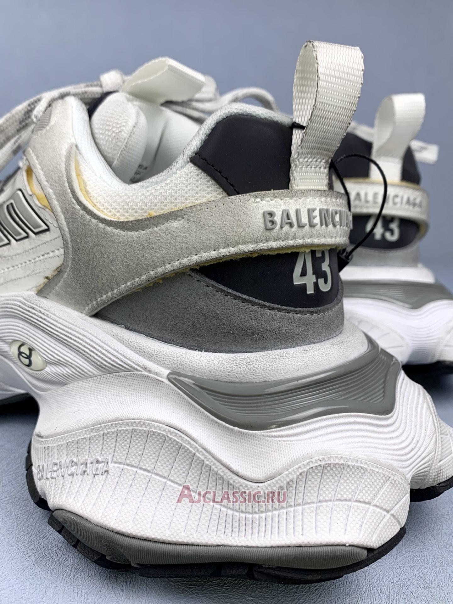 New Balenciaga Cargo Sneaker "Worn-Out - White Black" 785756 W2MV1 9012 Shoes