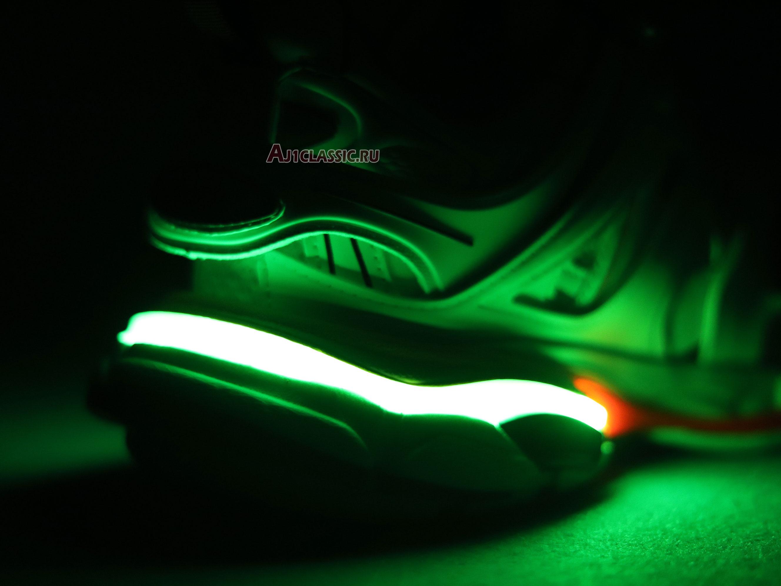 Balenciaga Track Trainer White Orange 542436 W1GB1 9059 White/Orange Sneakers Balenciaga Track Trainer White Orange 542436 W1GB1 9059 White/Orange Sneakers