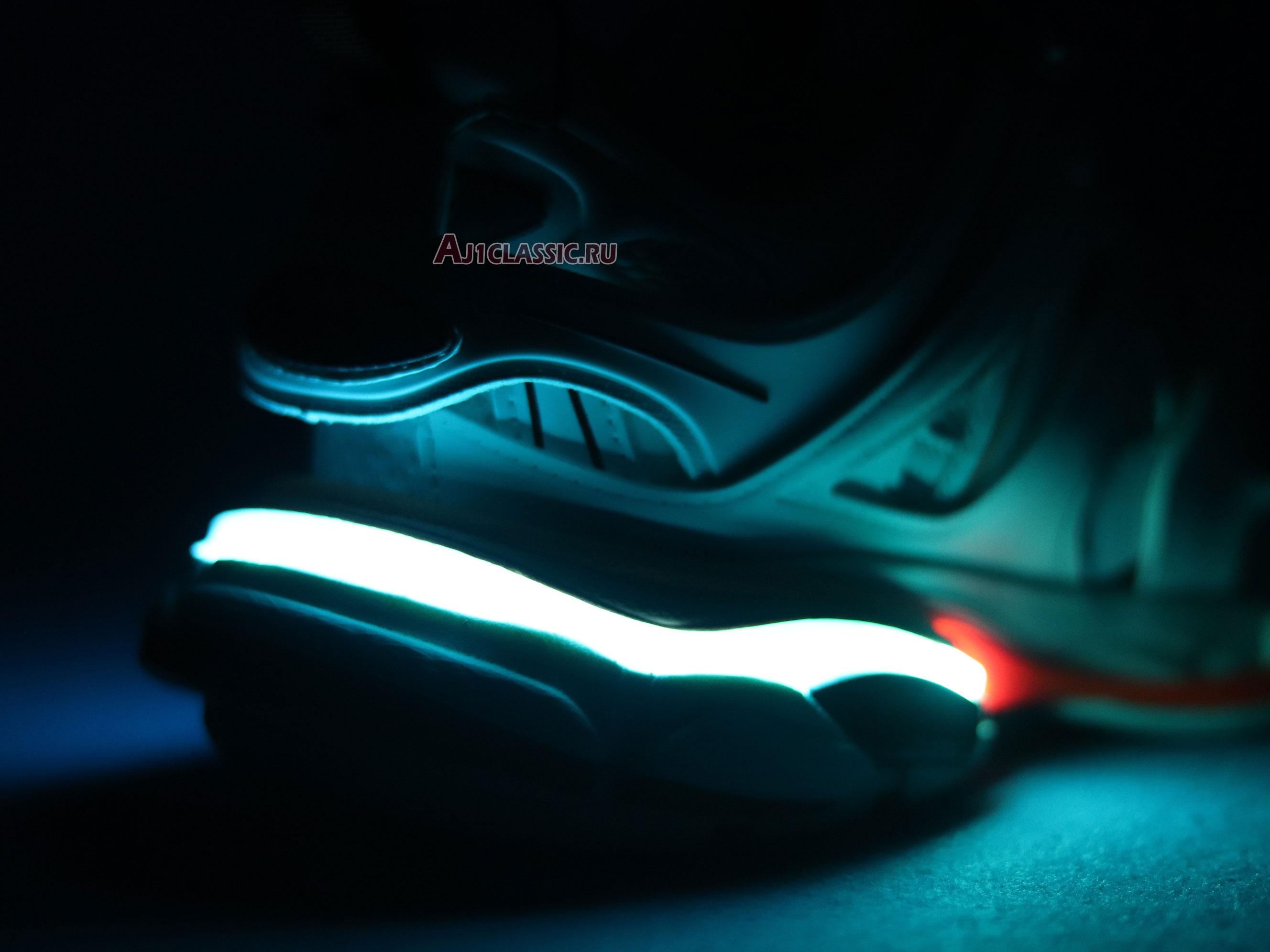 Balenciaga Track Trainer White Orange 542436 W1GB1 9059 White/Orange Sneakers Balenciaga Track Trainer White Orange 542436 W1GB1 9059 White/Orange Sneakers