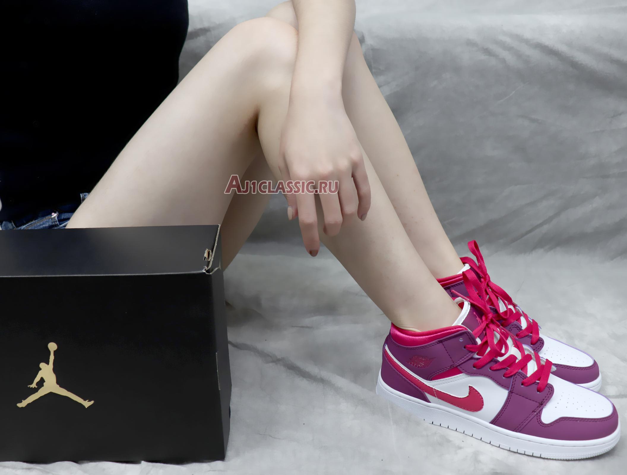 Air Jordan 1 Mid GS Rush Pink 555112-661 True Berry/Rush Pink-White Sneakers Air Jordan 1 Mid GS Rush Pink 555112-661 True Berry/Rush Pink-White Sneakers