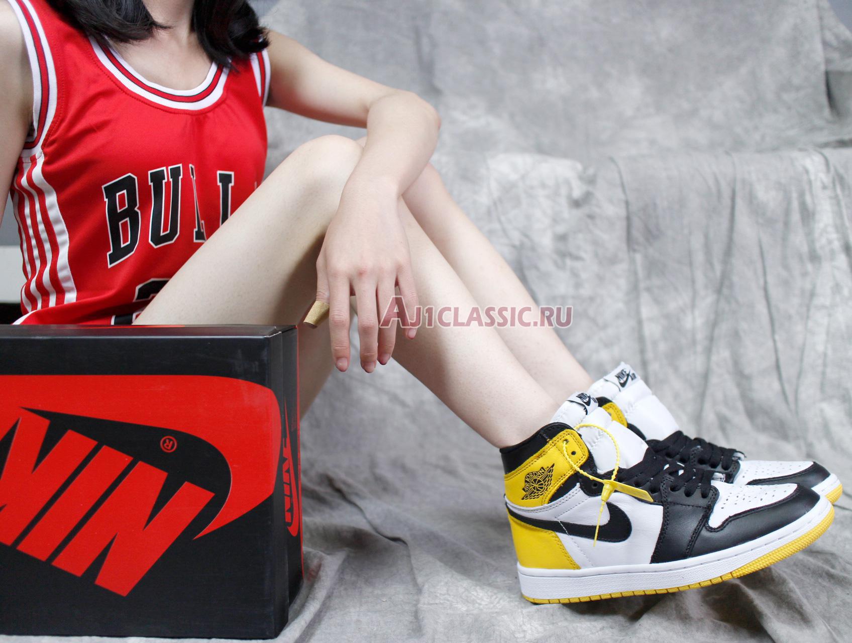 Air Jordan 1 Retro High OG Yellow Ochre 555088-109 Summit White/Yellow Ochre-Black Sneakers Air Jordan 1 Retro High OG Yellow Ochre 555088-109 Summit White/Yellow Ochre-Black Sneakers
