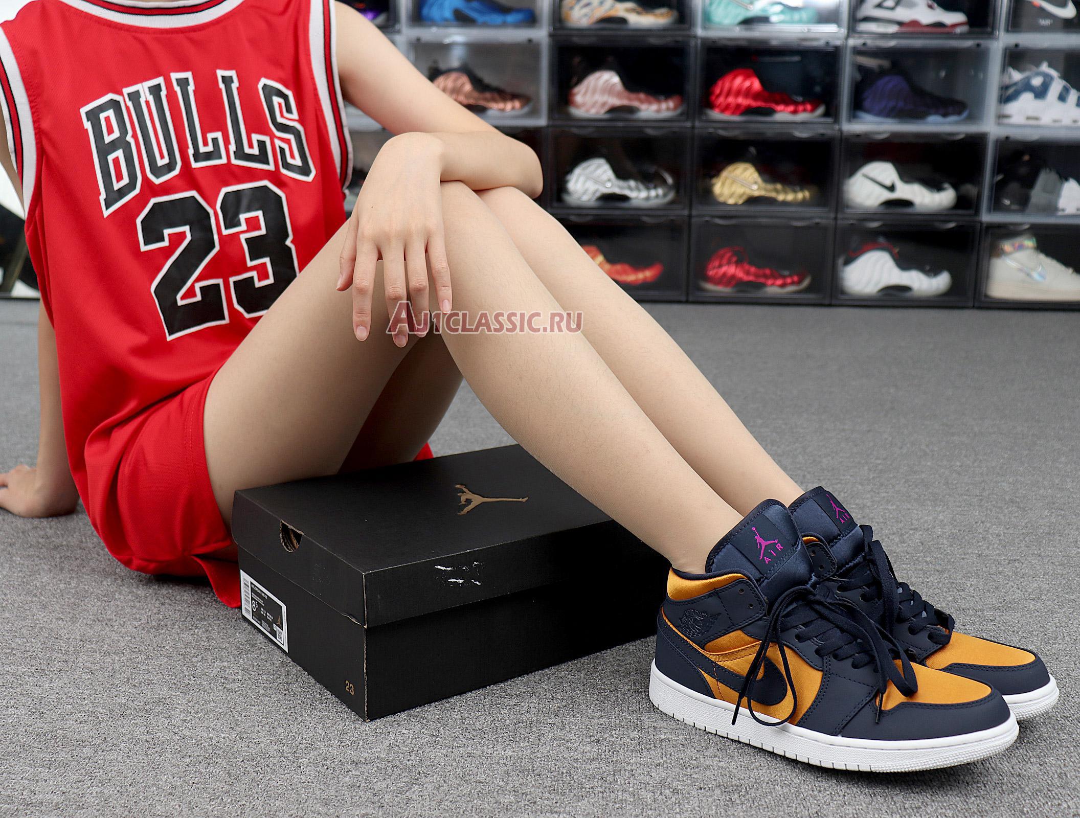 Air Jordan 1 Mid SE Premium Stain Gold 852542-401 Stain Gold/Obsidian-White Sneakers Air Jordan 1 Mid SE Premium Stain Gold 852542-401 Stain Gold/Obsidian-White Sneakers