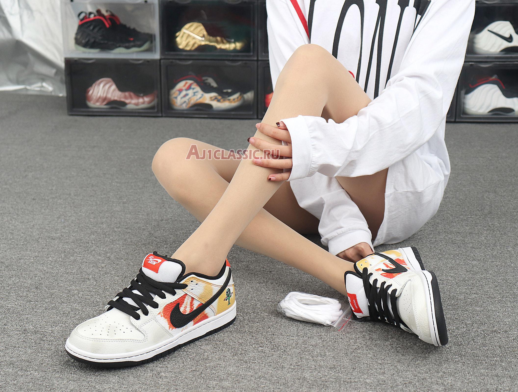 Nike Dunk SB Low Tie-Dye Raygun - White BQ6832-101 White/Orange Flash Sneakers Nike Dunk SB Low Tie-Dye Raygun - White BQ6832-101 White/Orange Flash Sneakers