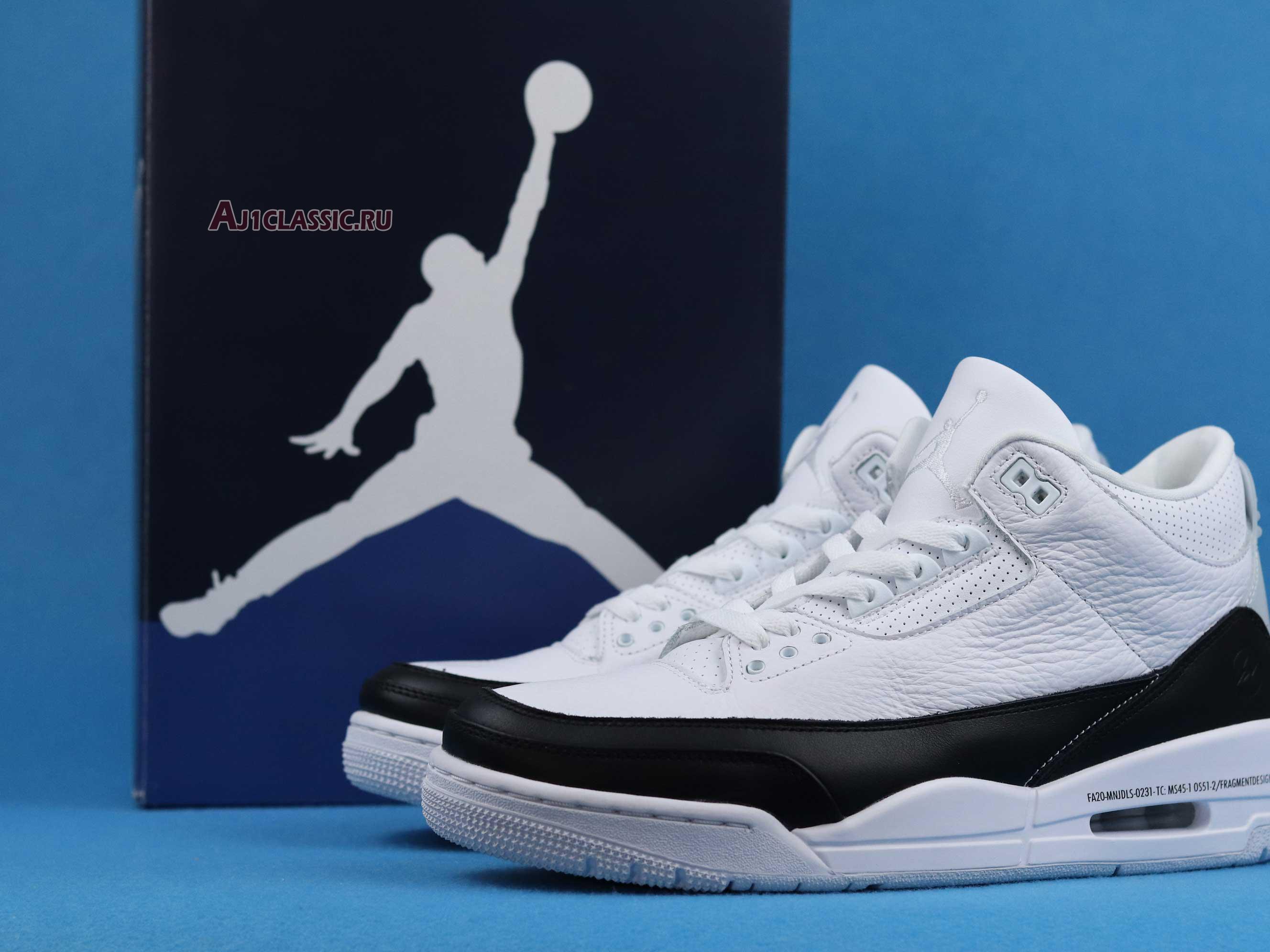 Fragment Design x Air Jordan 3 Retro SP White DA3595-100 White/Black/White Sneakers Fragment Design x Air Jordan 3 Retro SP White DA3595-100 White/Black/White Sneakers